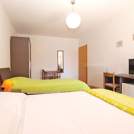 Rooms Ivica 1452 Fazana Exterior photo