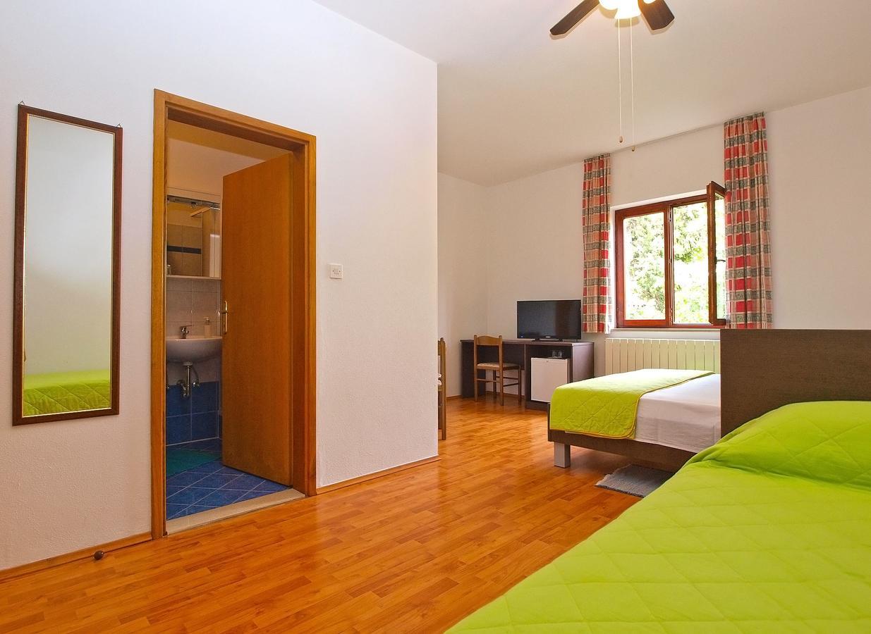 Rooms Ivica 1452 Fazana Exterior photo