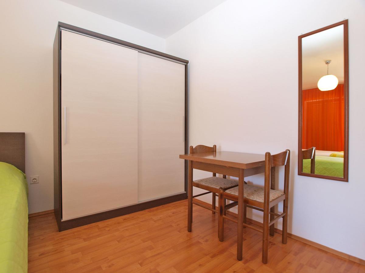 Rooms Ivica 1452 Fazana Exterior photo