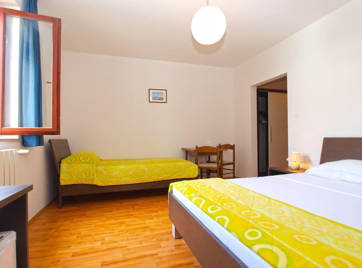 Rooms Ivica 1452 Fazana Exterior photo